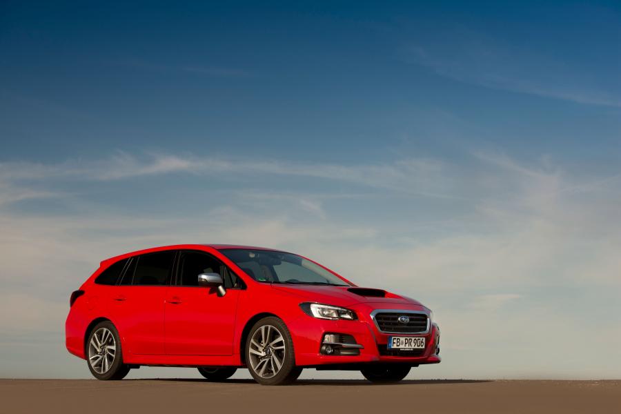  Subaru Levorg 2015 года  (EU) (фото 2 из 40)